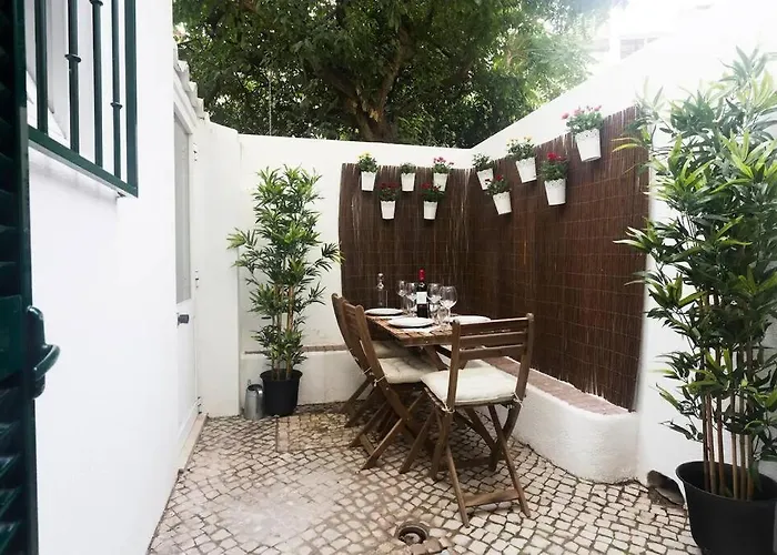 Ola Lisbon - Principe Real With Terrace II